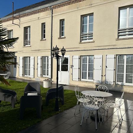 Le Clos Saint Martin Laon Exteriör bild